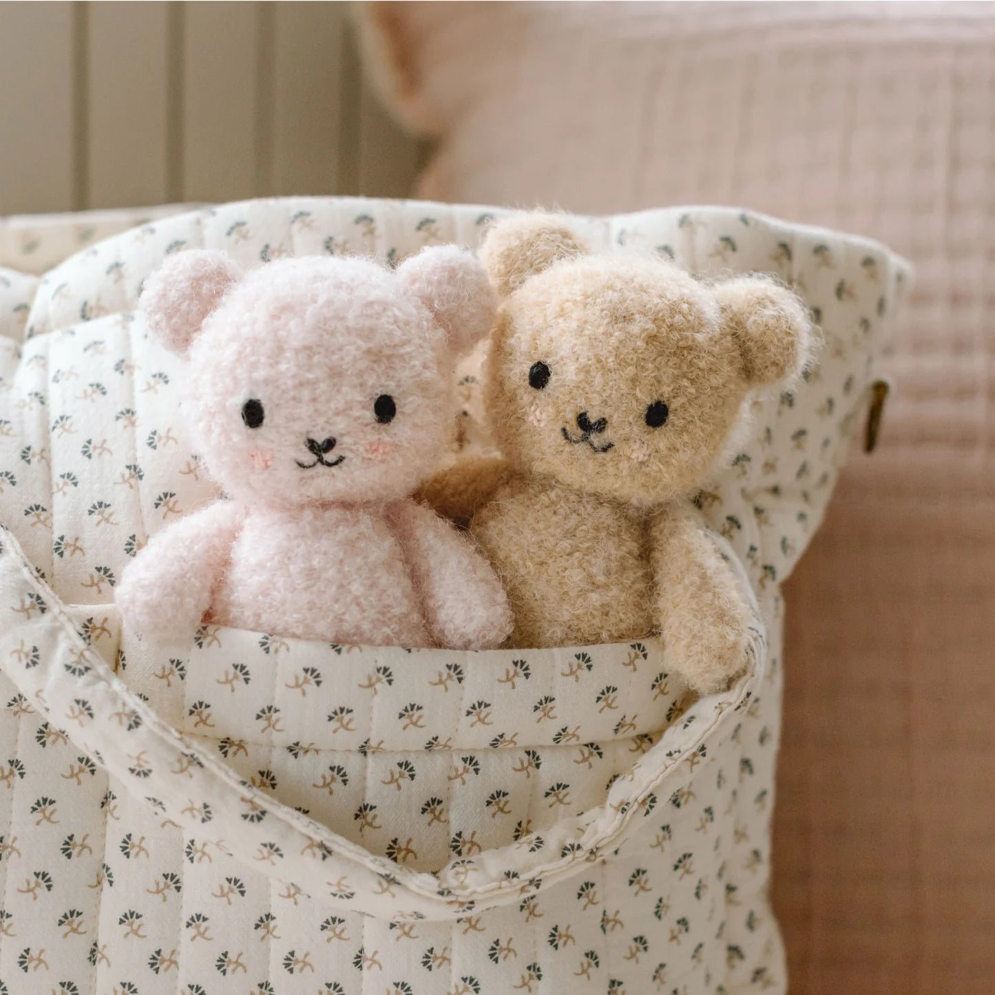 Baby Bouclé Bear (honey) - Cuddle+Kind