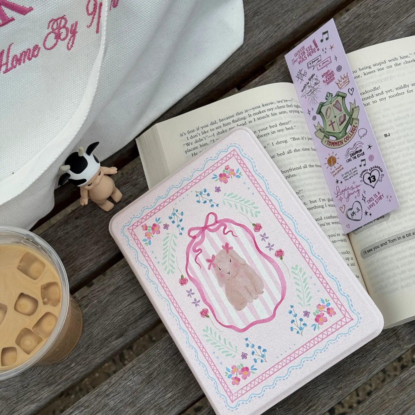 Kindle Case | Handrawn Bunny