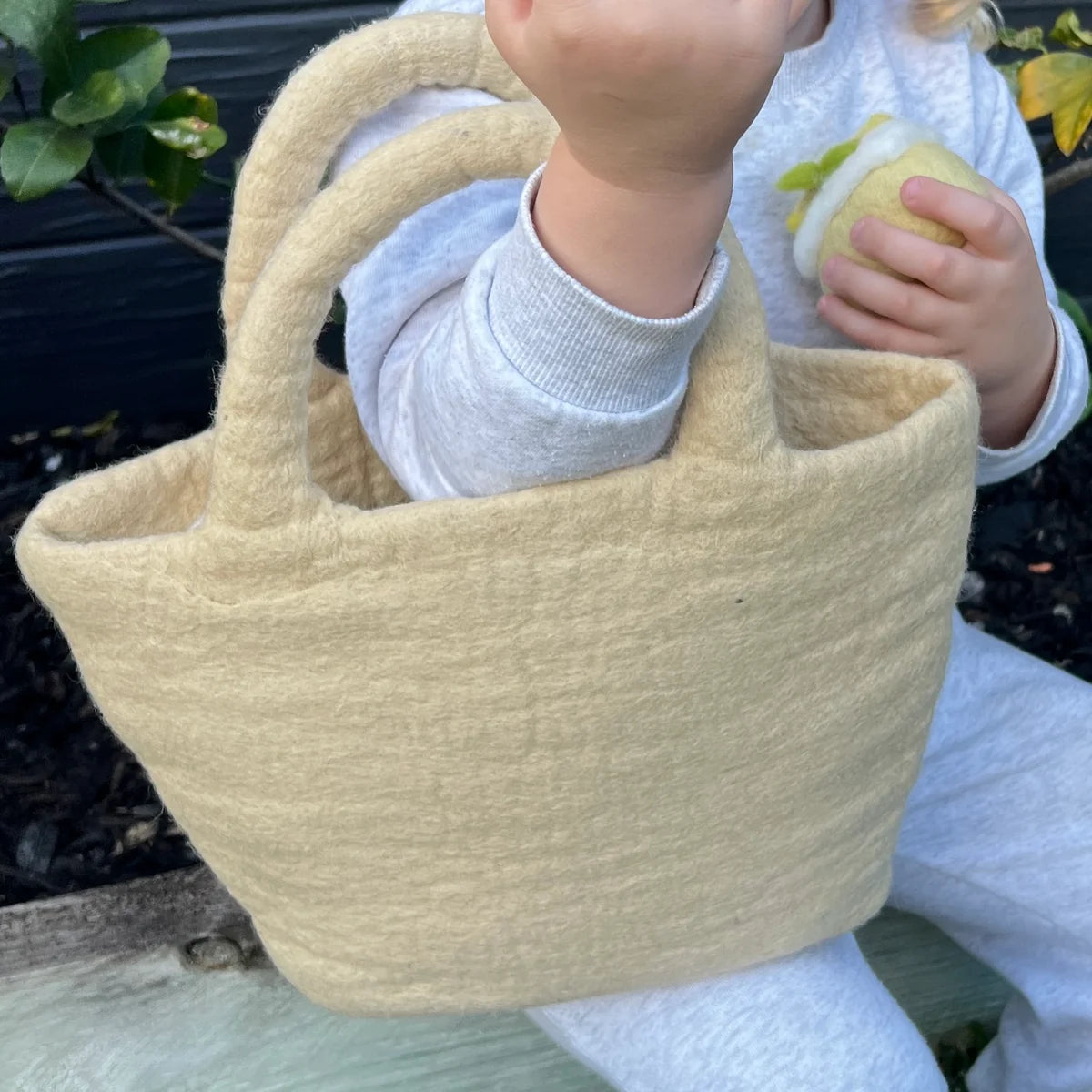 Yellow Felt Shopping Bag - Playtisserie