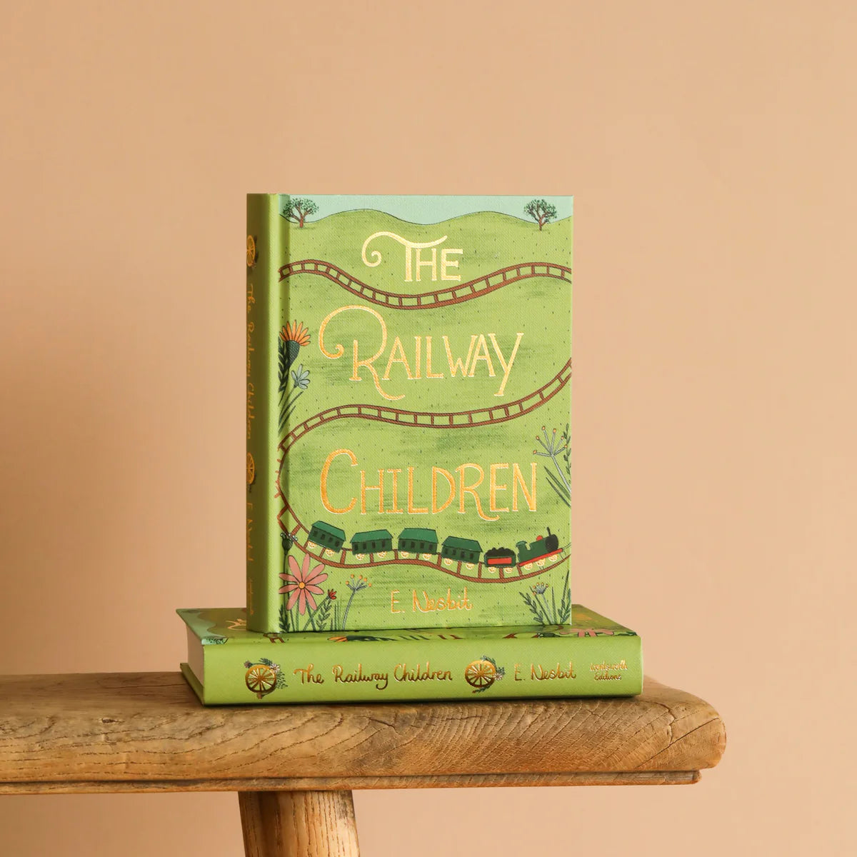 The Railway Children (Wordsworth Collector's Edition) Hardcover - E. Nesbit