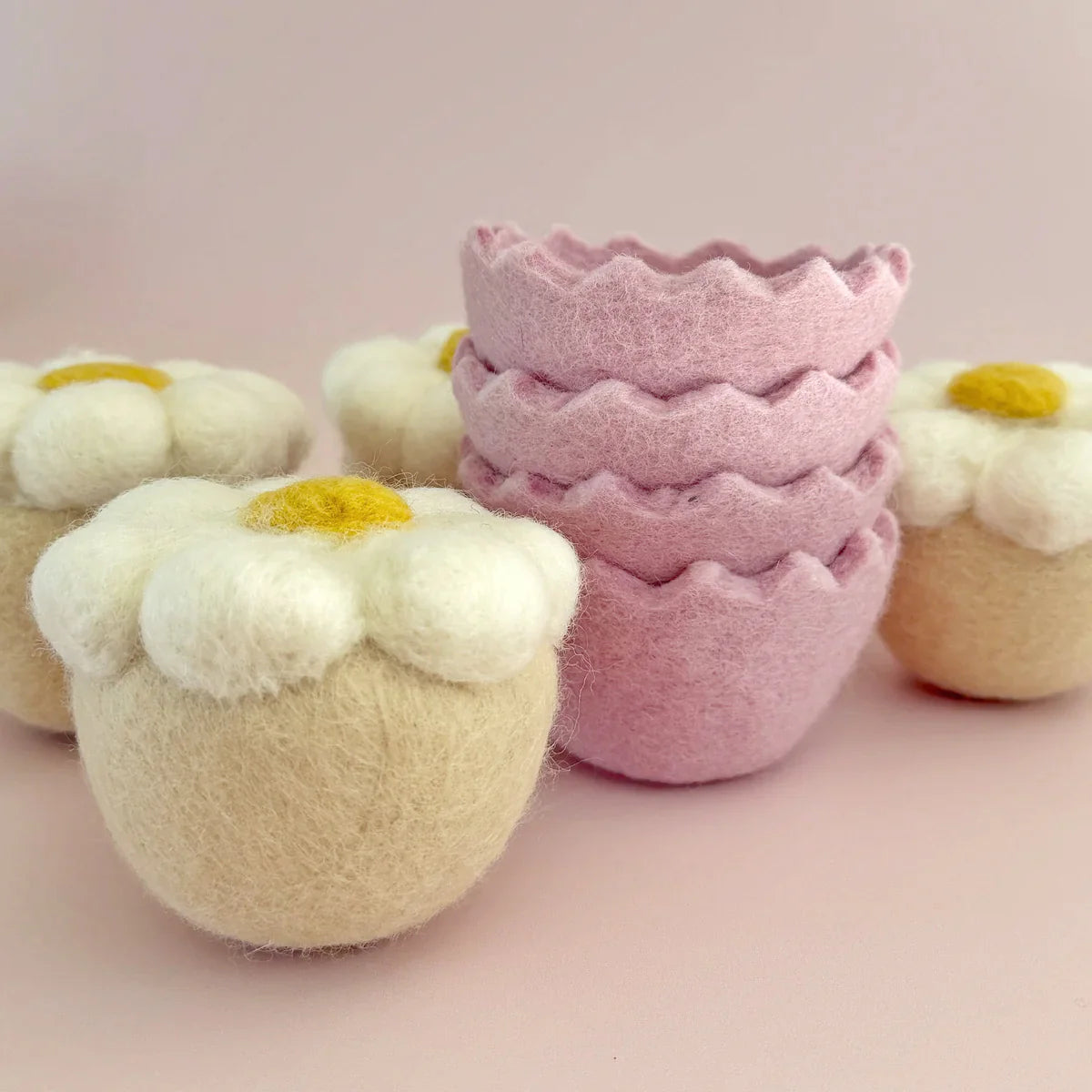 Jumbo Removable Daisy Muffin Felt Food - Playtisserie