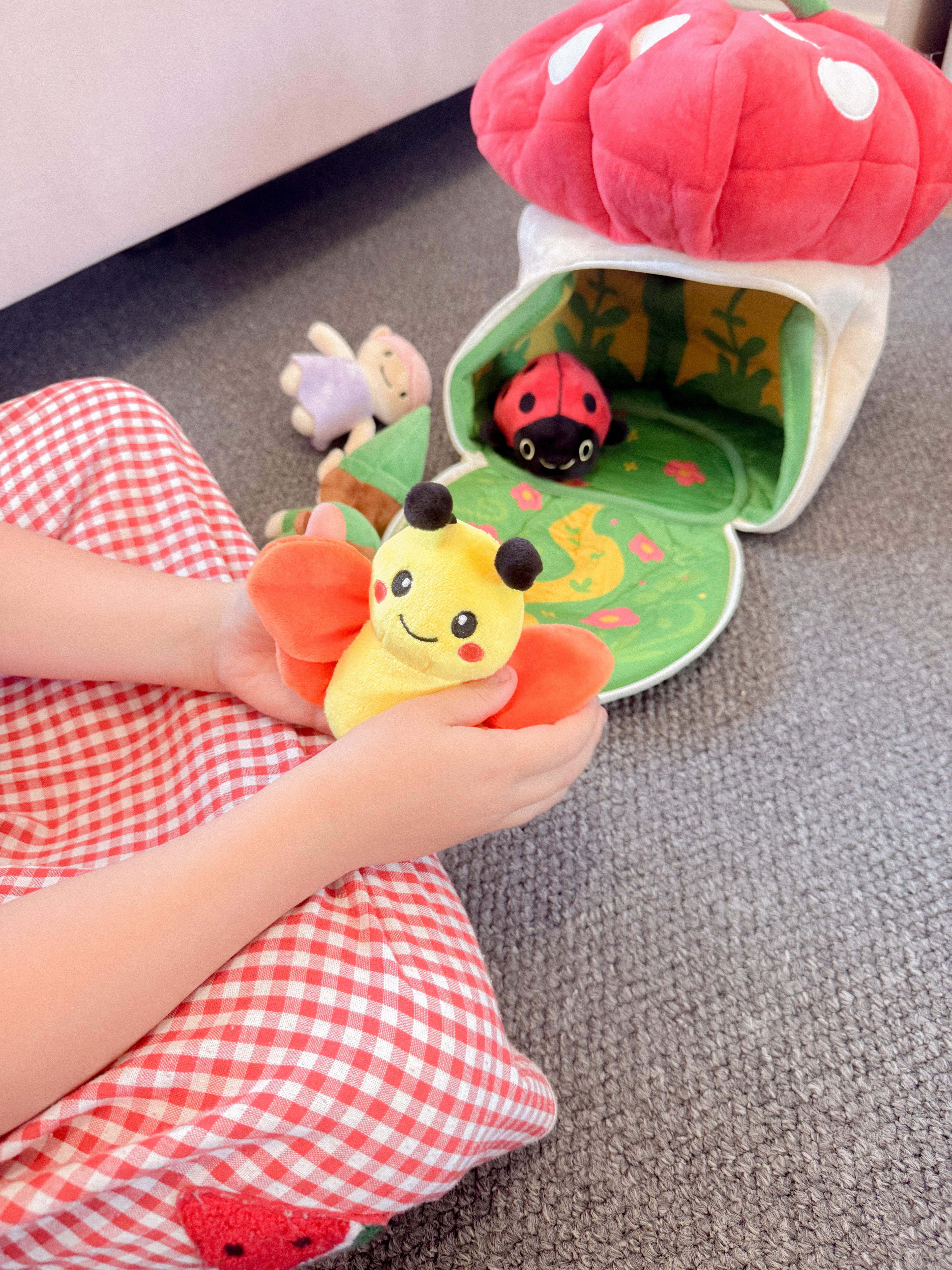 Plushy Grove Cottage Playset - Plushy Pals