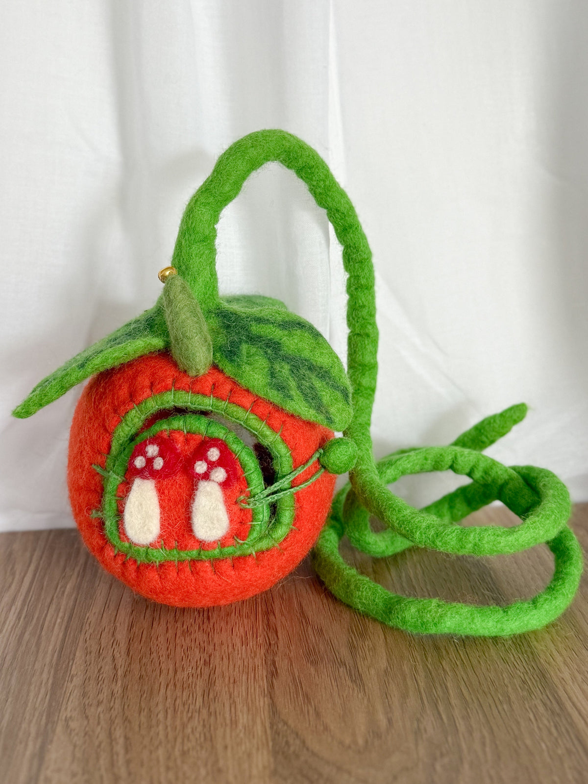 Pumpkin Fairy Pod – Himalayan Felt Co