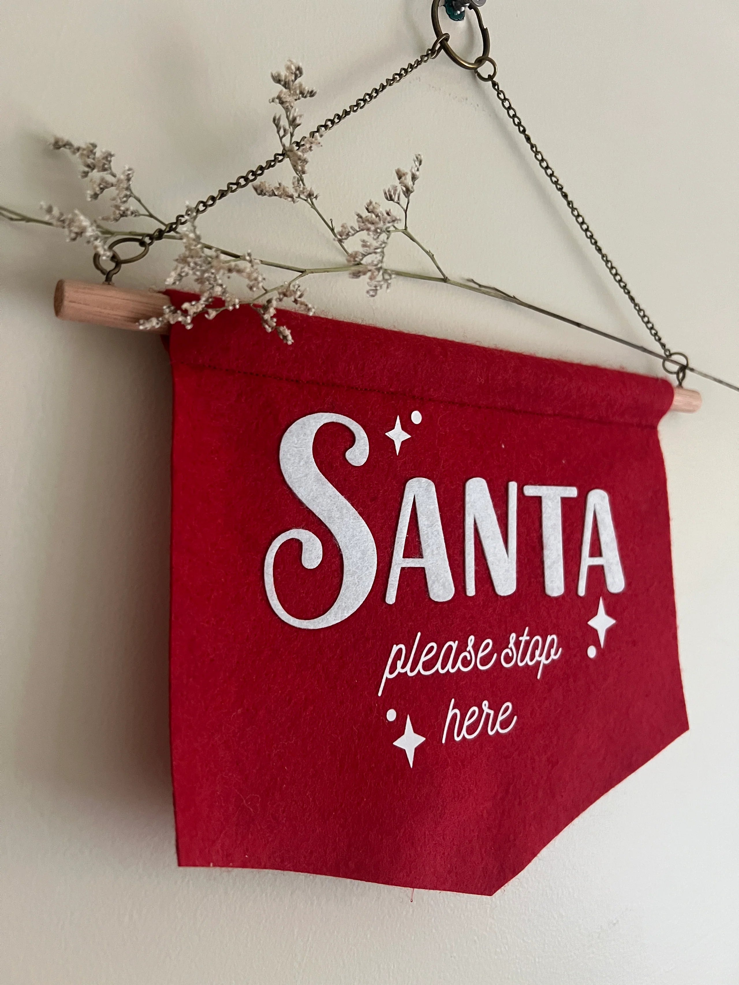Little Rabbit Lane Christmas wall hanging featuring Santa Please Stop Here festive felt banner