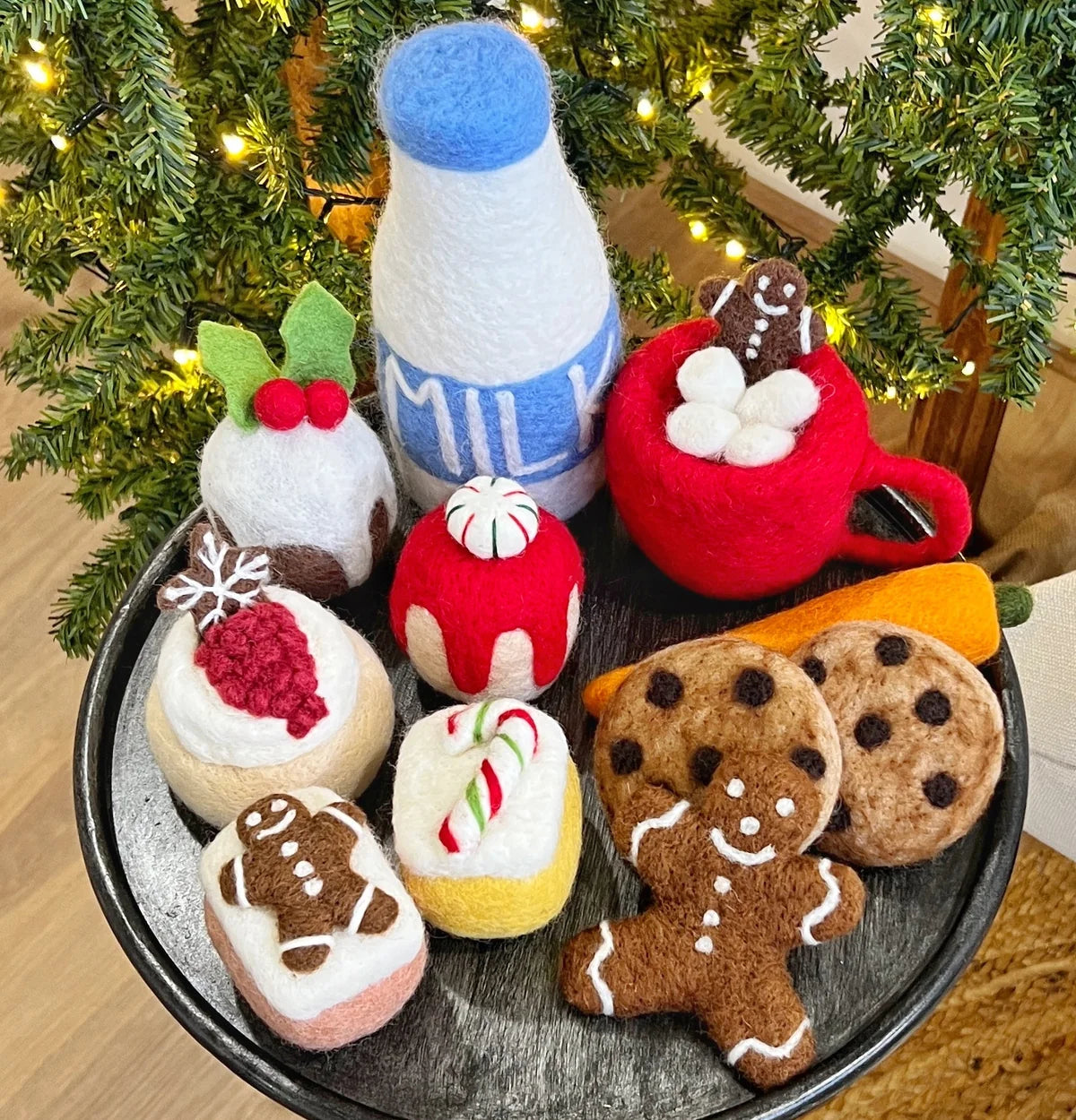 Felt Gingerbread Cake - Playtisserie