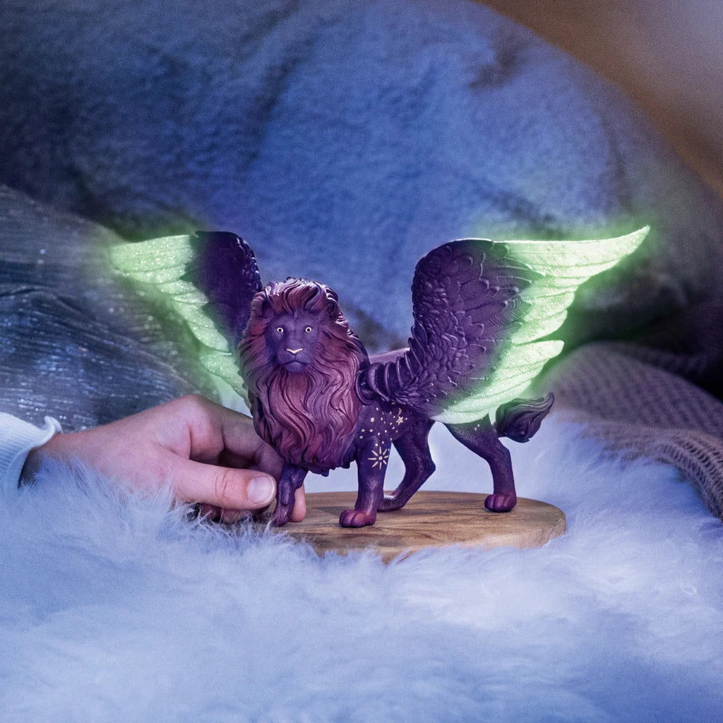 Moon Lion Figurine – Schleich