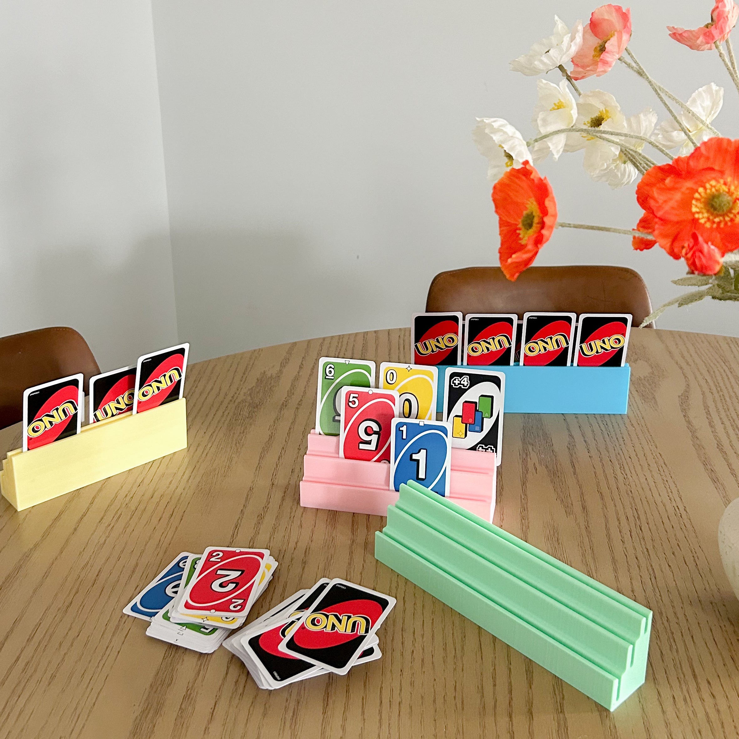 Play & Hold Game Card Stand