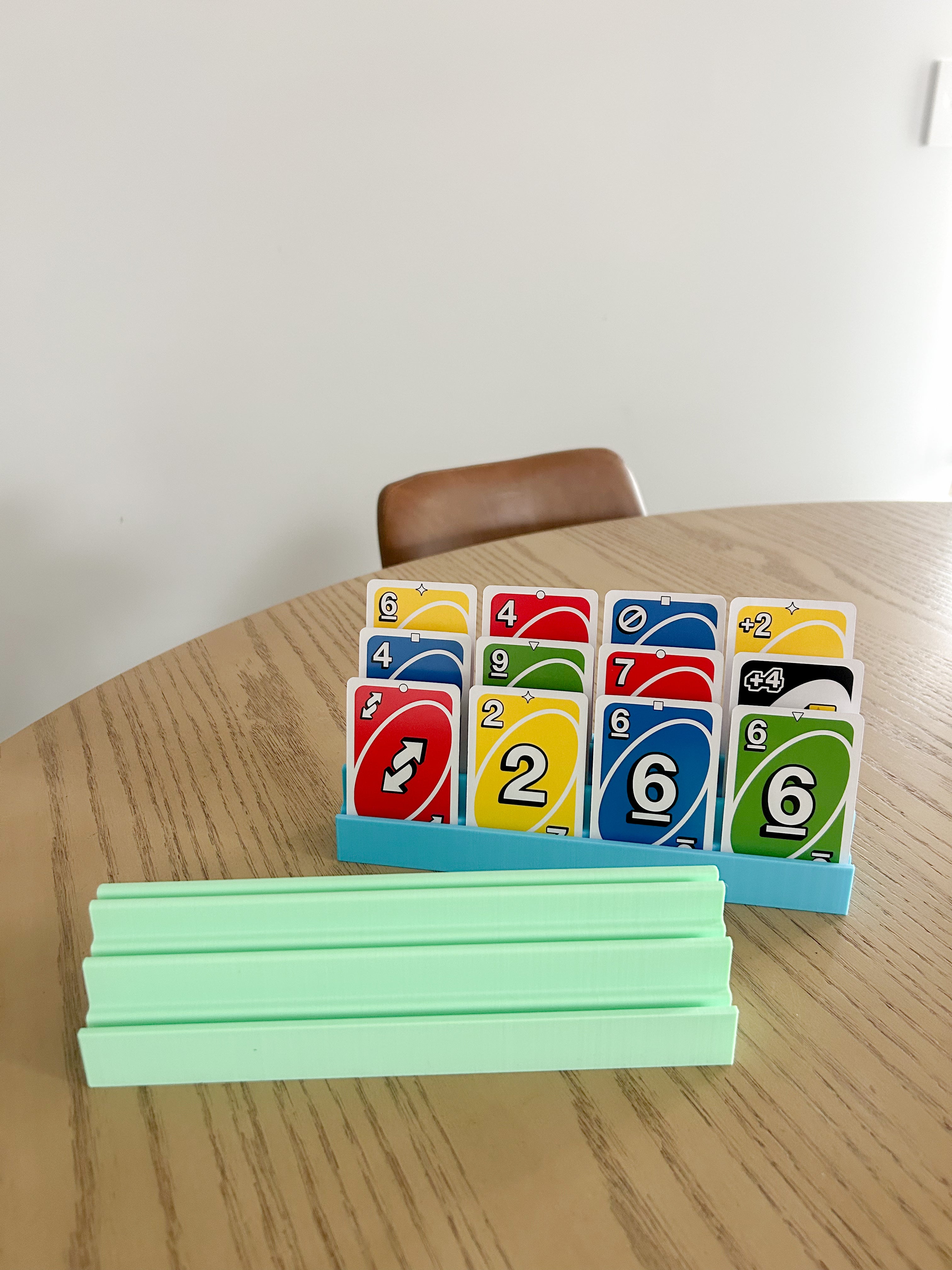 Play & Hold Game Card Stand