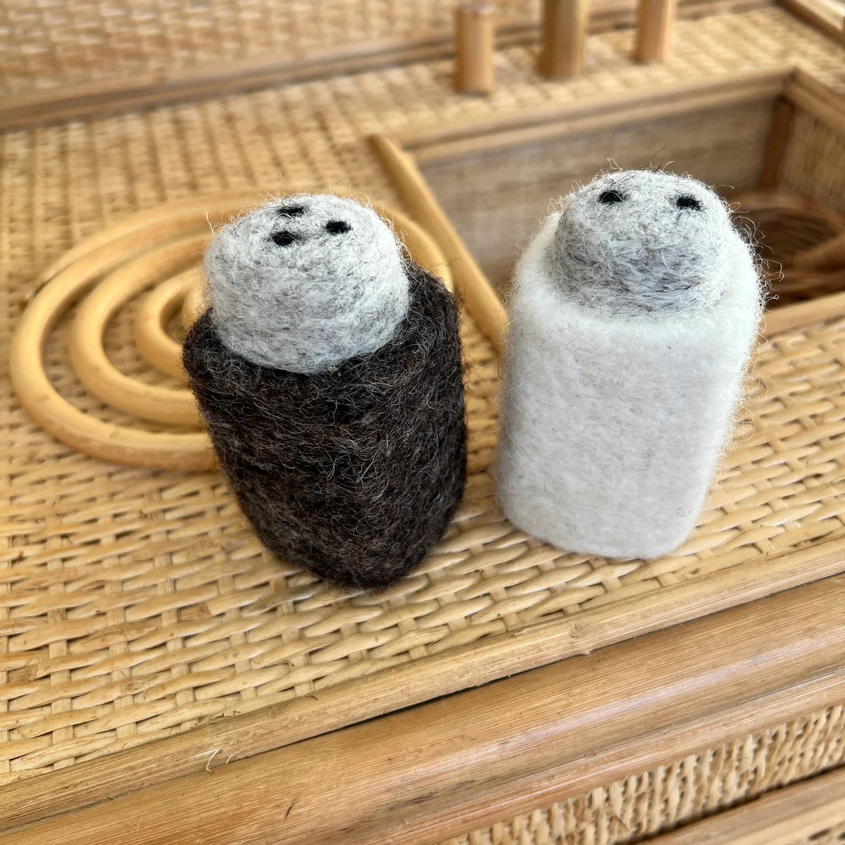 Salt & Pepper Felt Shakers Set - Playtisserie
