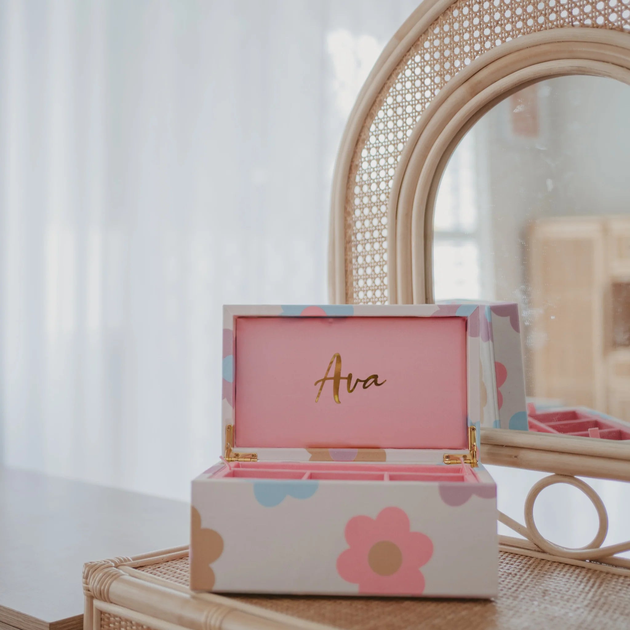 children’s jewellery storage box with daisy print design
