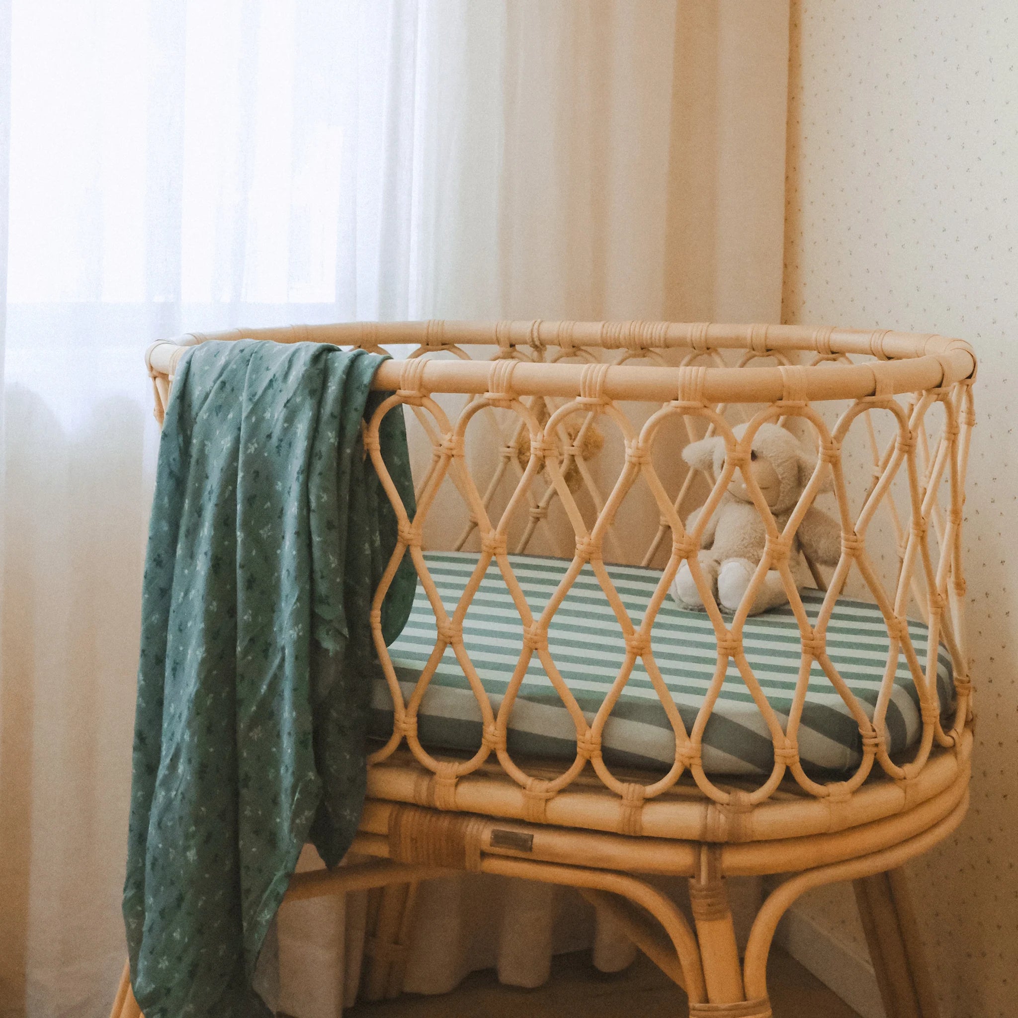 Organic Fitted Bassinet Sheet/Change Pad Cover | Sage Stripe