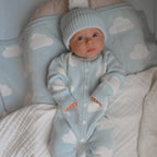 Little Dreamer 100 percent cotton knit baby blanket in soft blue
