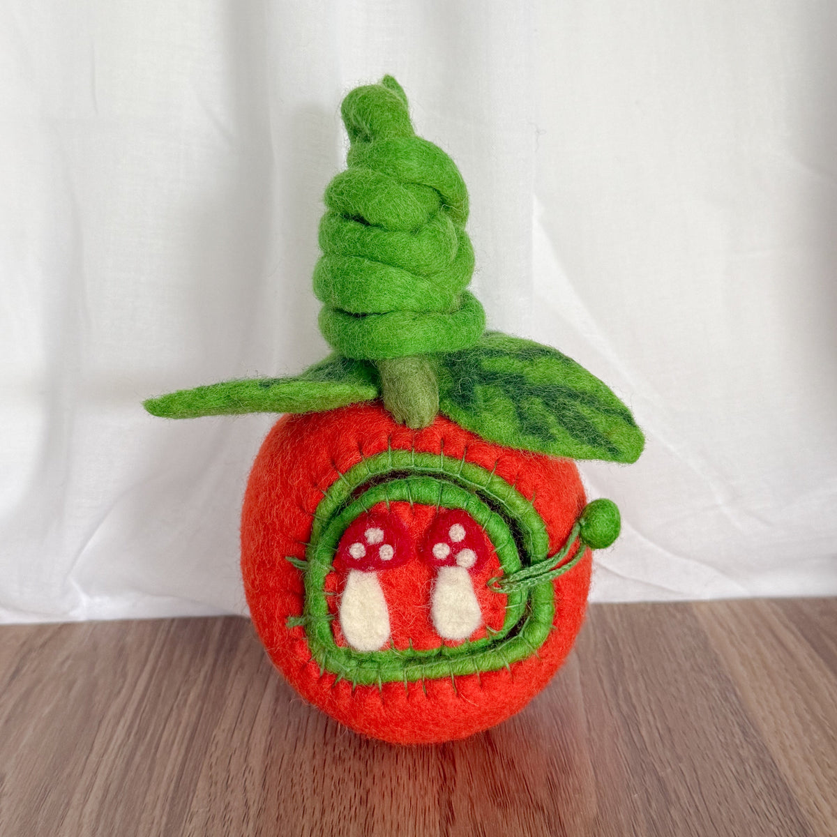 Pumpkin Fairy Pod – Himalayan Felt Co
