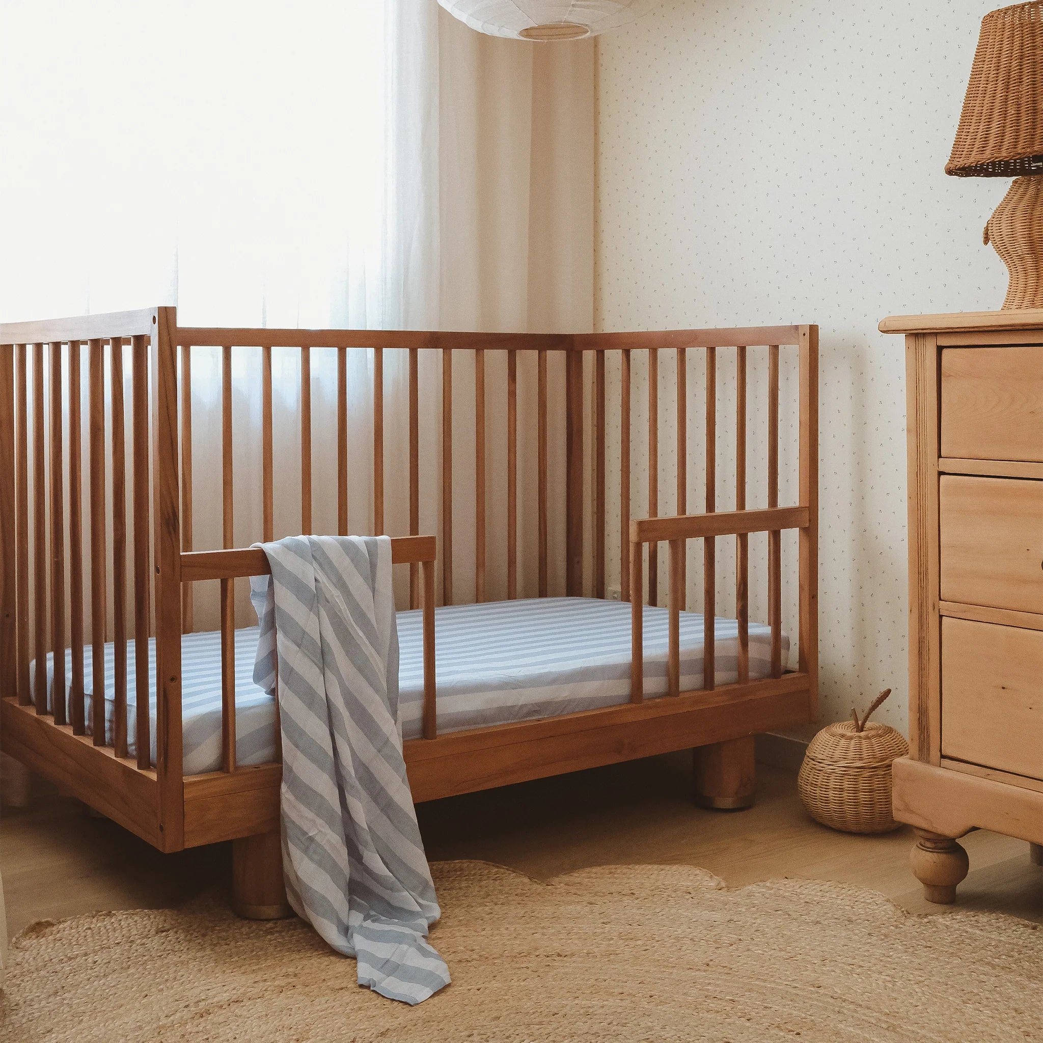 Organic Fitted Cot Sheet | Cloud Stripe