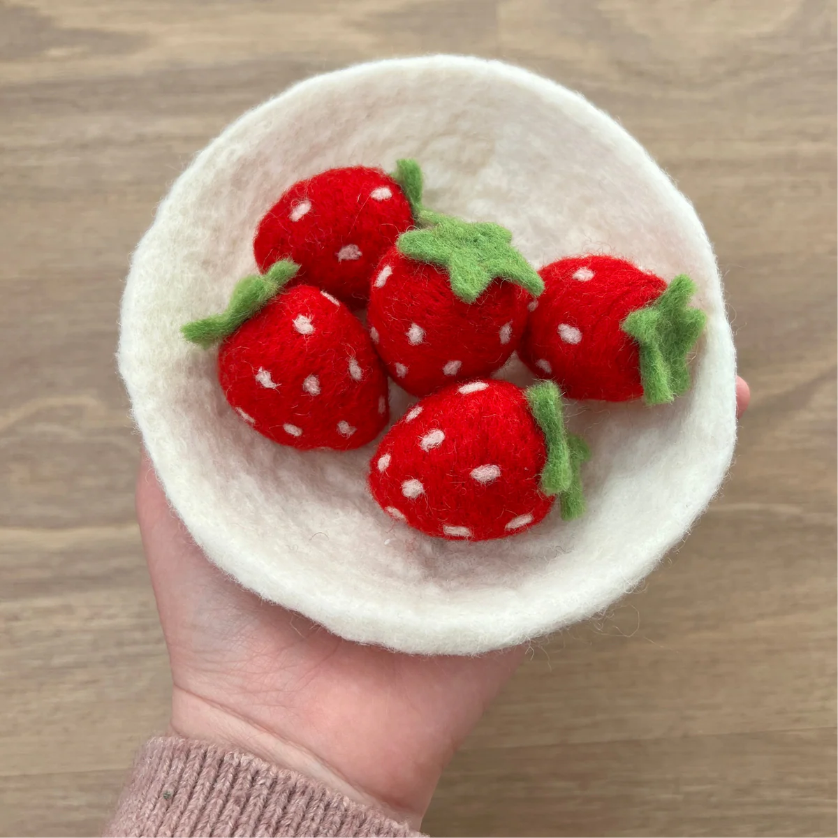 Strawberries & Plate Felt Food Set - Playtisserie