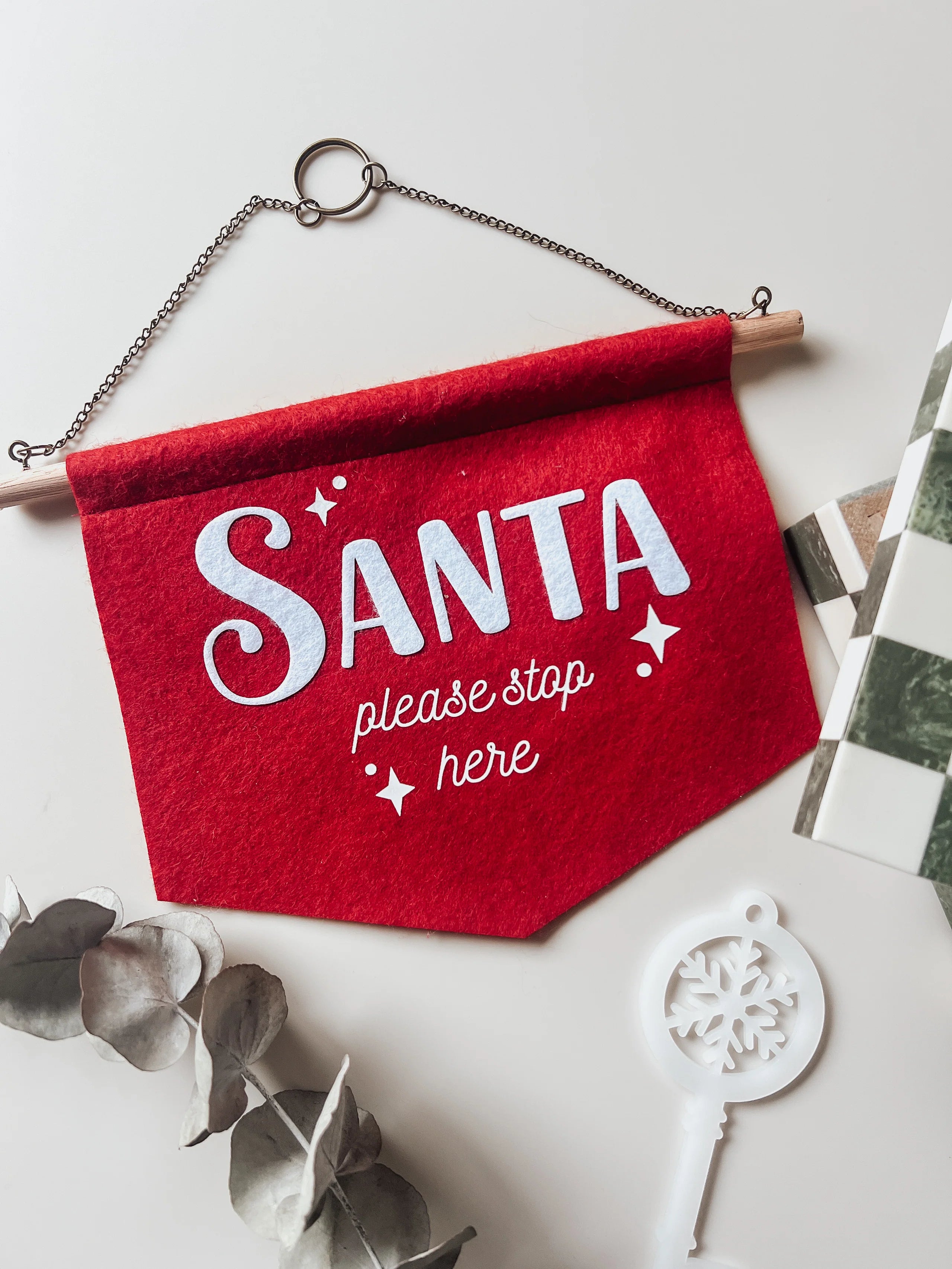 Felt Christmas banner wall décor for children with Santa Please Stop Here design