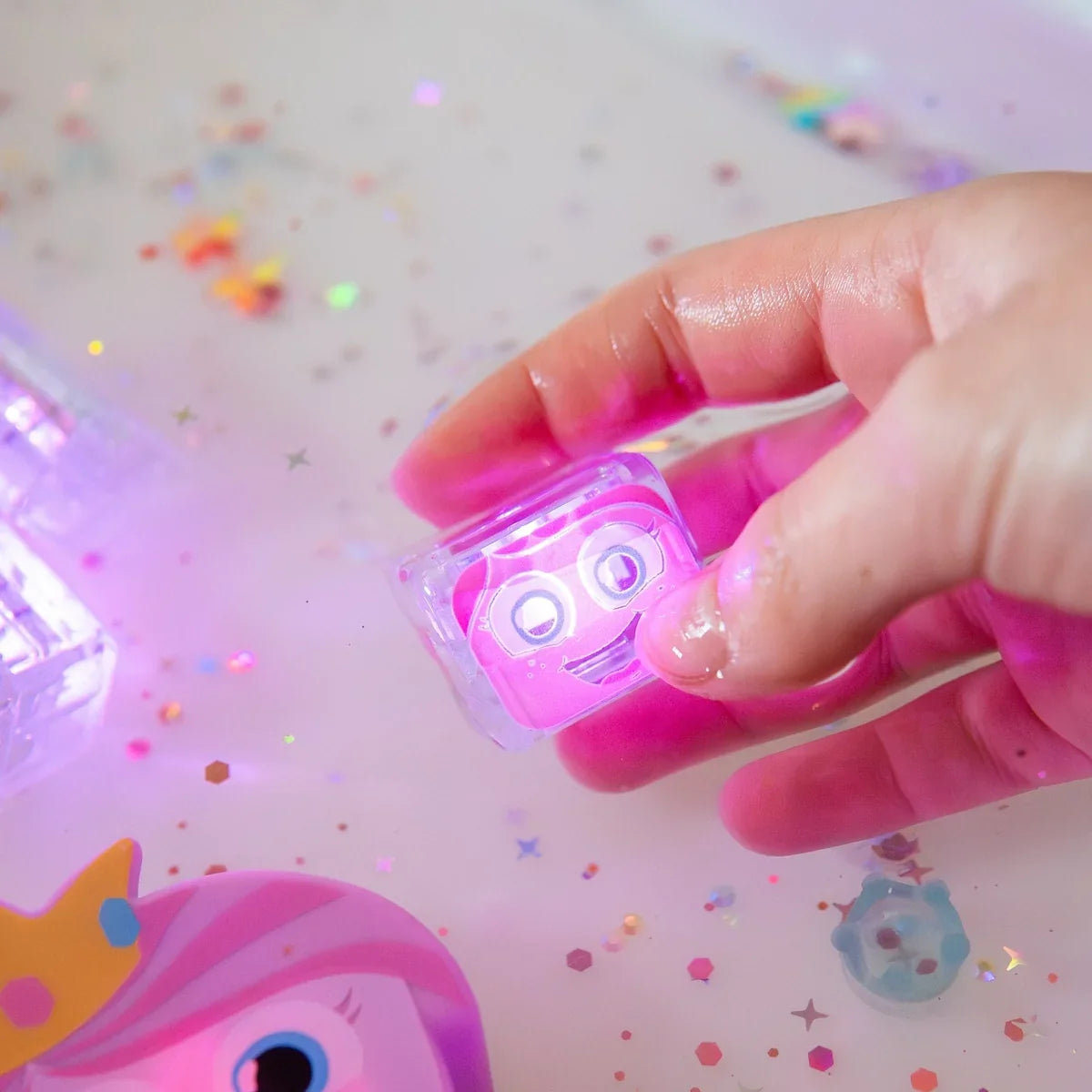 Princess Ida Pink Light Up Cubes - Glo Pals