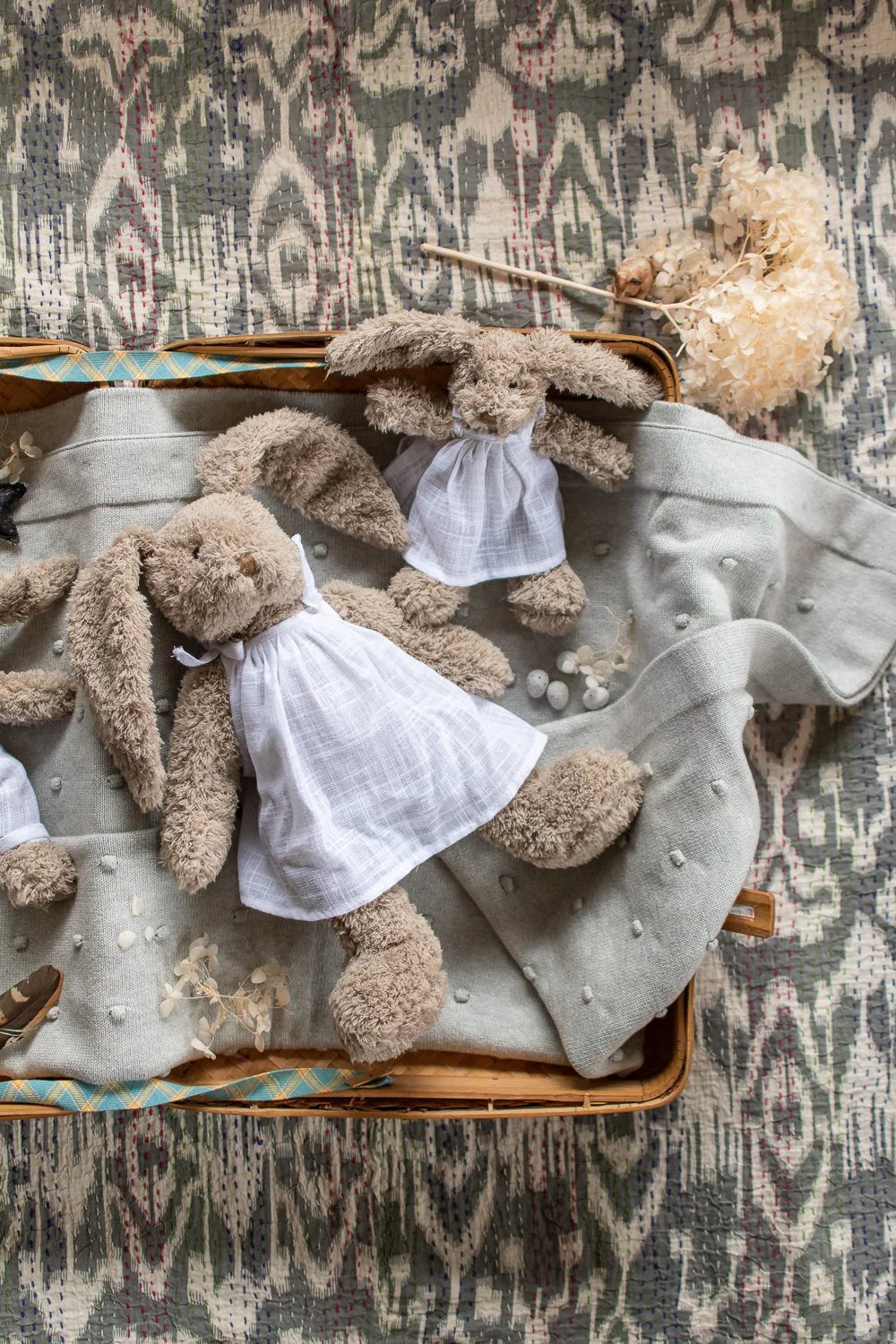 Nana Huchy | Mrs Honey Bunny - White