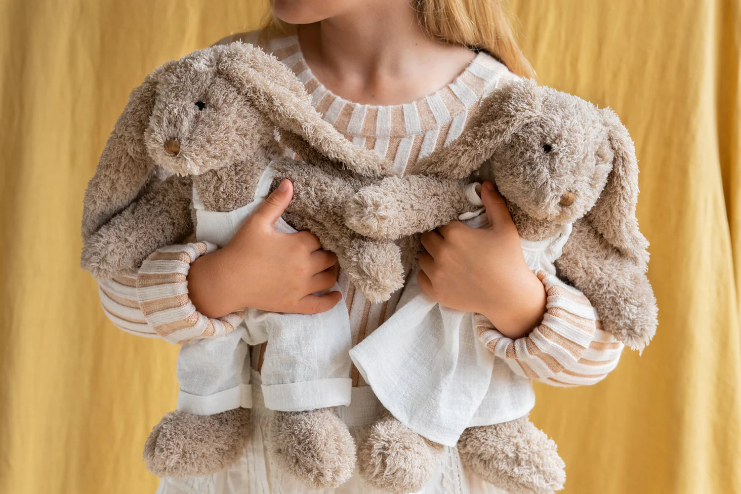 Nana Huchy | Mrs Honey Bunny - White