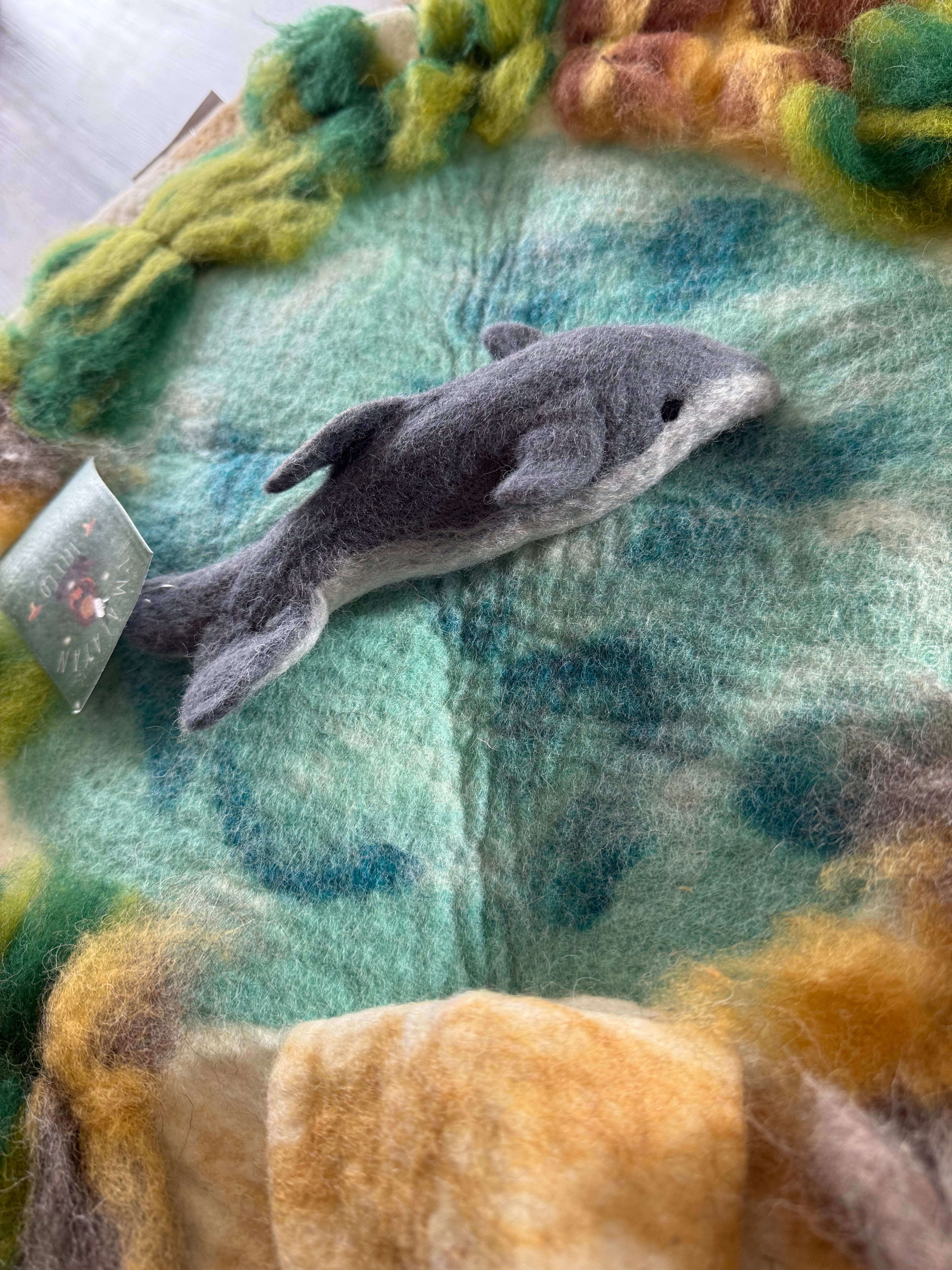 Felt Dolphin – Himalayan Felt Co