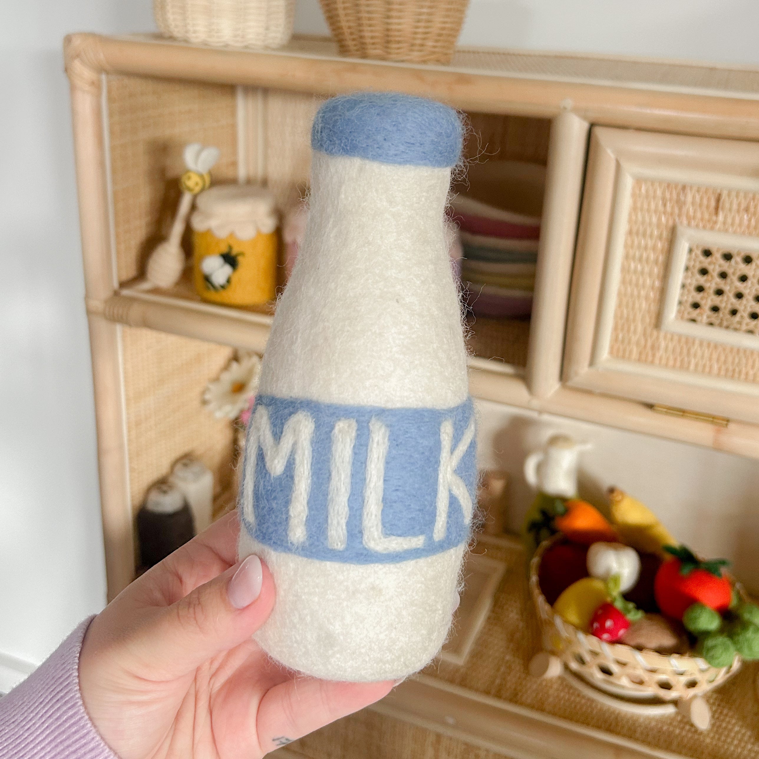 Milk Felt Bottle - Playtisserie