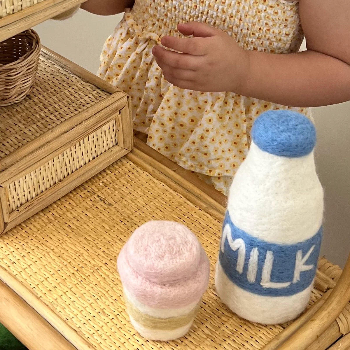 Milk Felt Bottle - Playtisserie