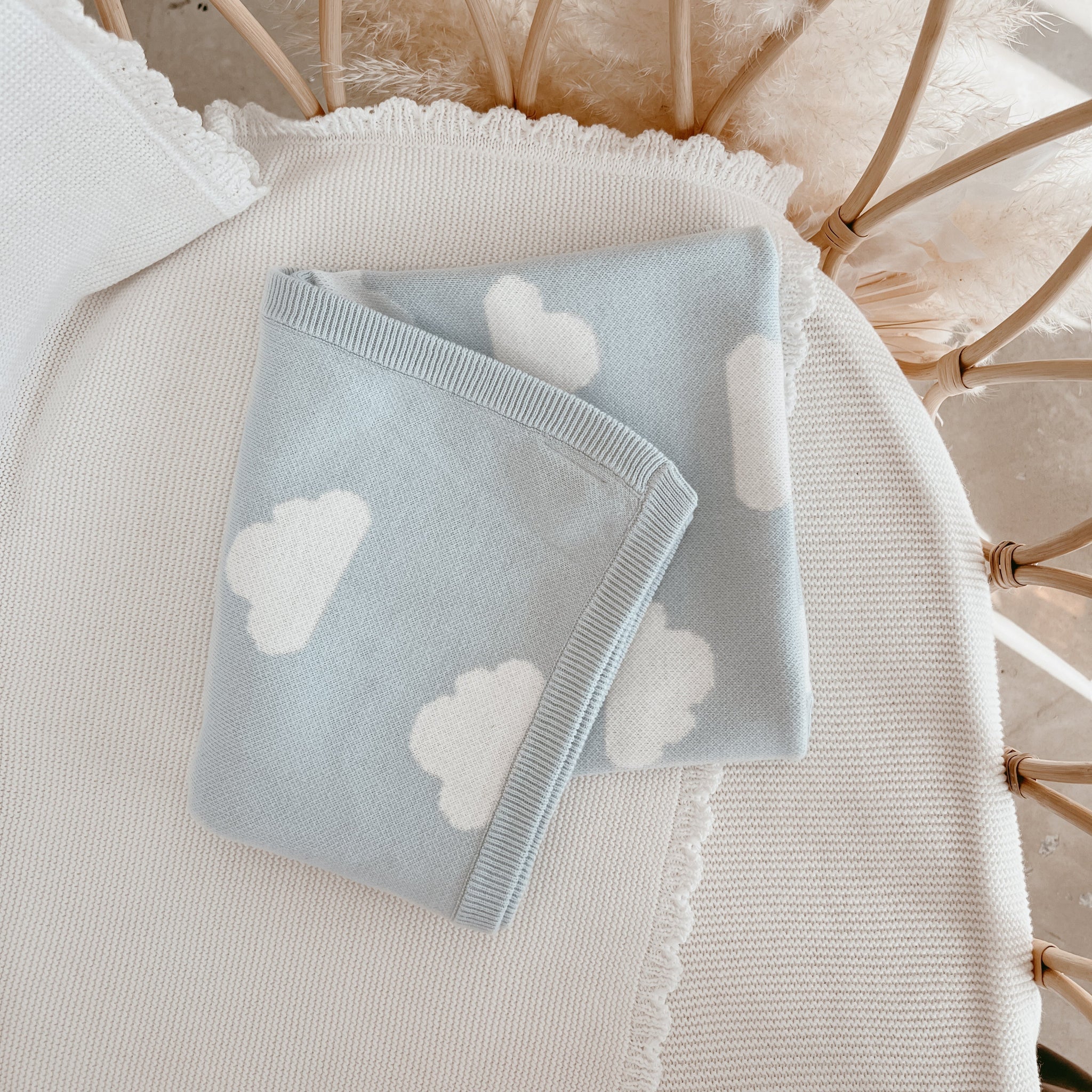 Heirloom Poppy Frill Knit Blanket | Little Dreamer