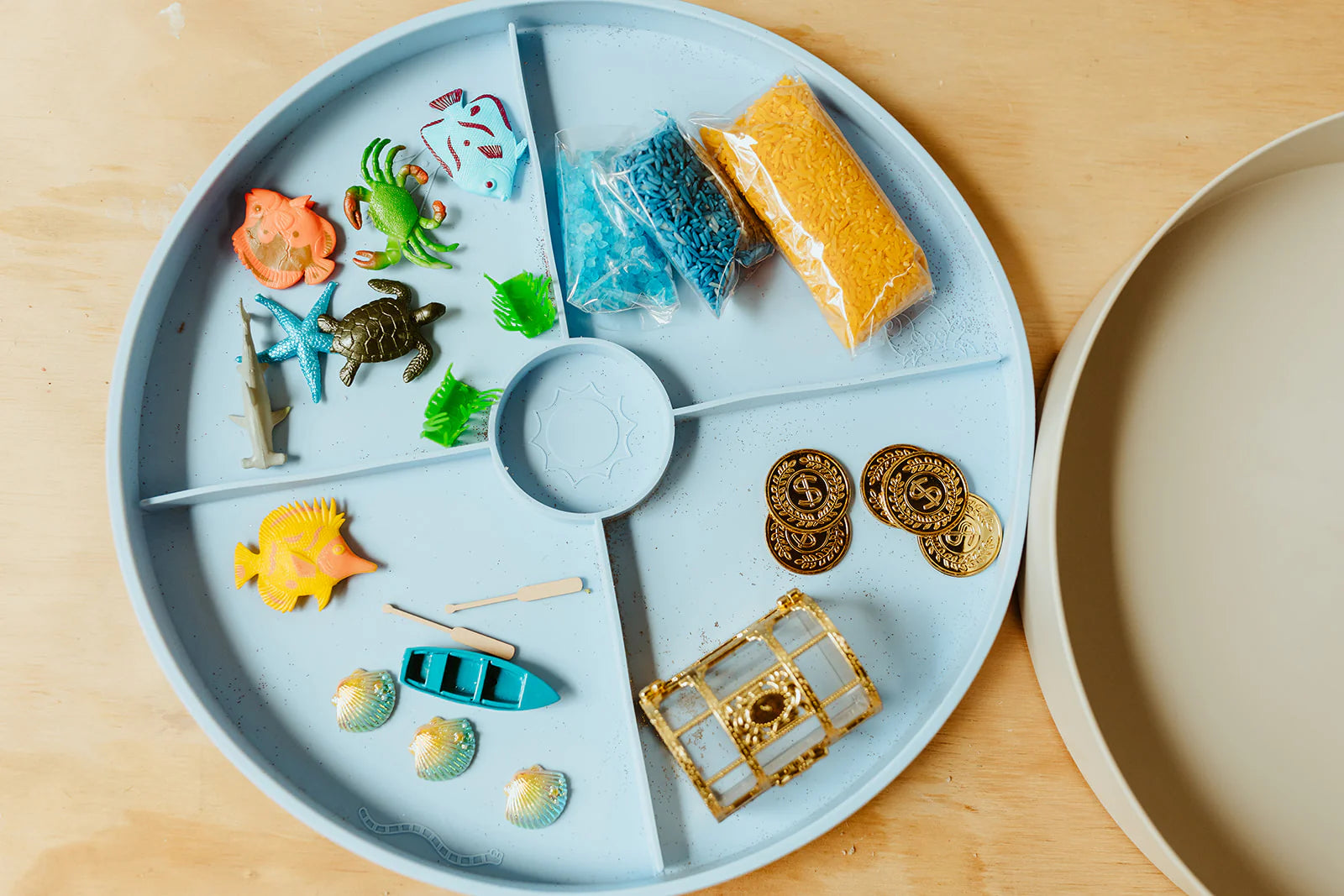Under the Sea sensory tray play set for kids with ocean themed sensory accessories