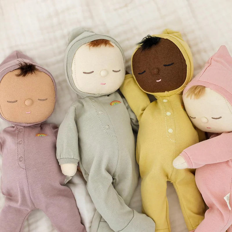 close up of all the dozy dinkums, pip, mini, pickle and moppet