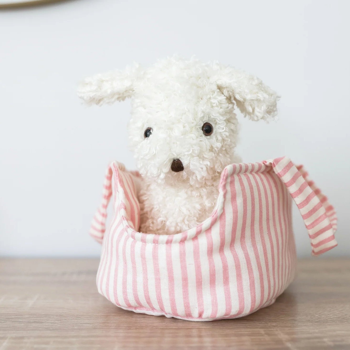 Marshmallow Puppy & Carrier Set - Alimrose