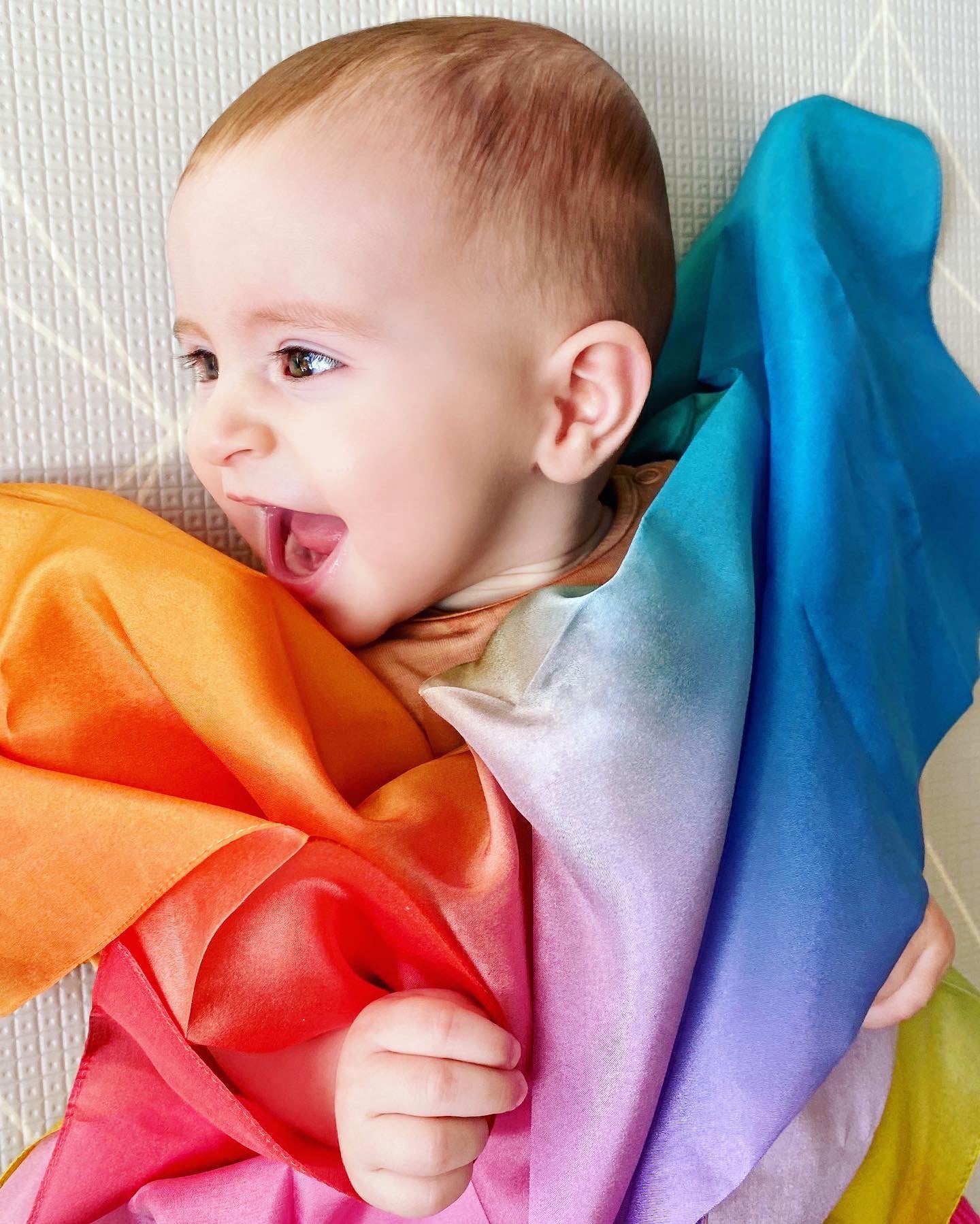 Rainbow Play Silk - Play Silkies