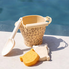 Leopard silicone beach bucket set by Swim Essentials with bucket shovel and sand moulds