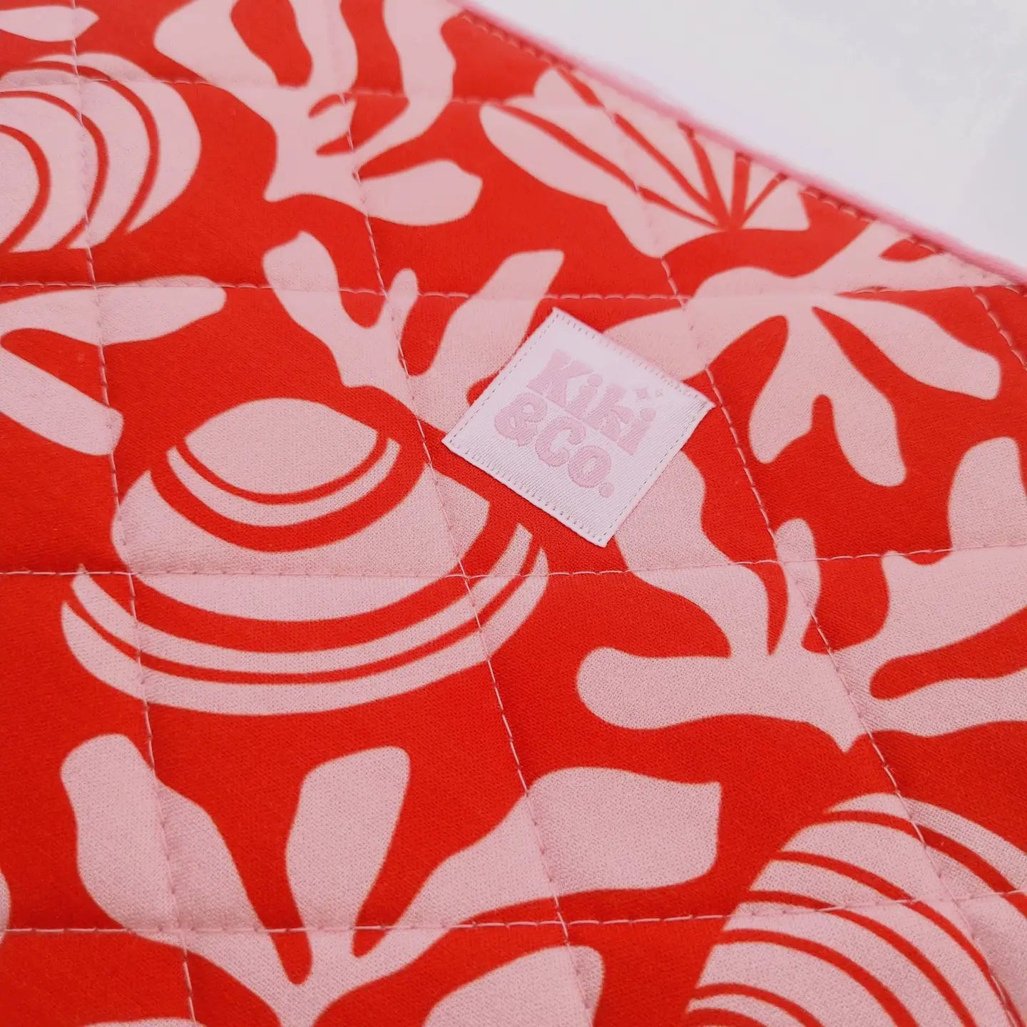 Quilted Laptop Sleeve | Red Shell