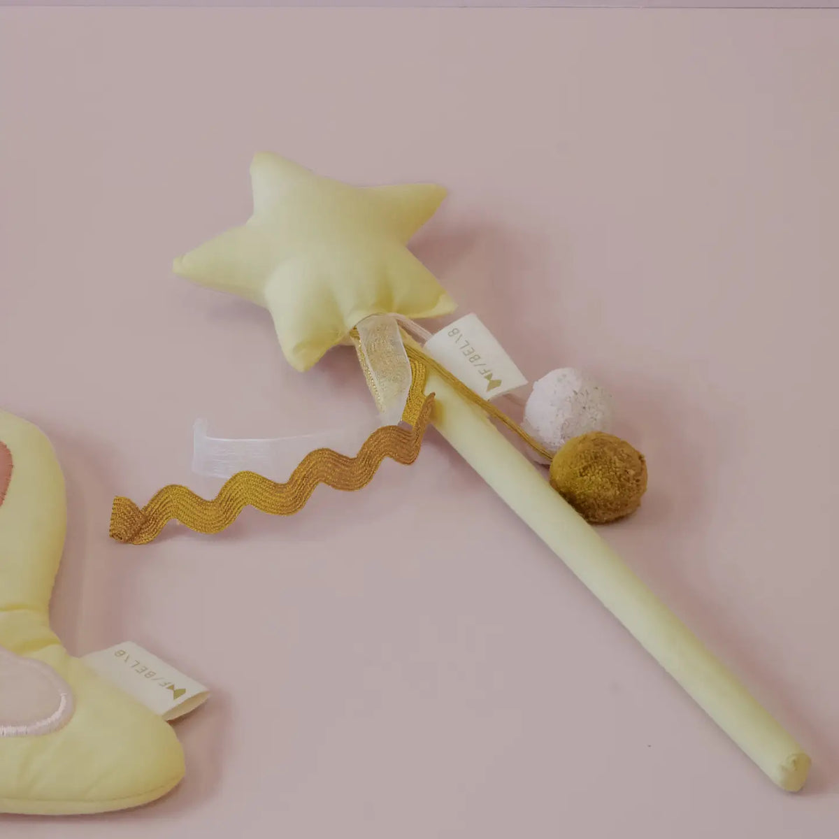 Yellow Star Magic Wand - Fabelab