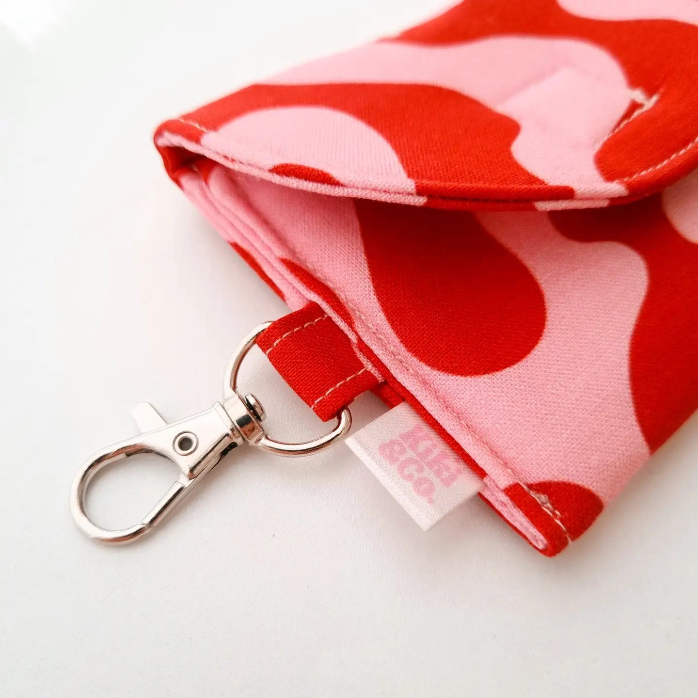 Earbud Pouch | Red/Pink Swirls