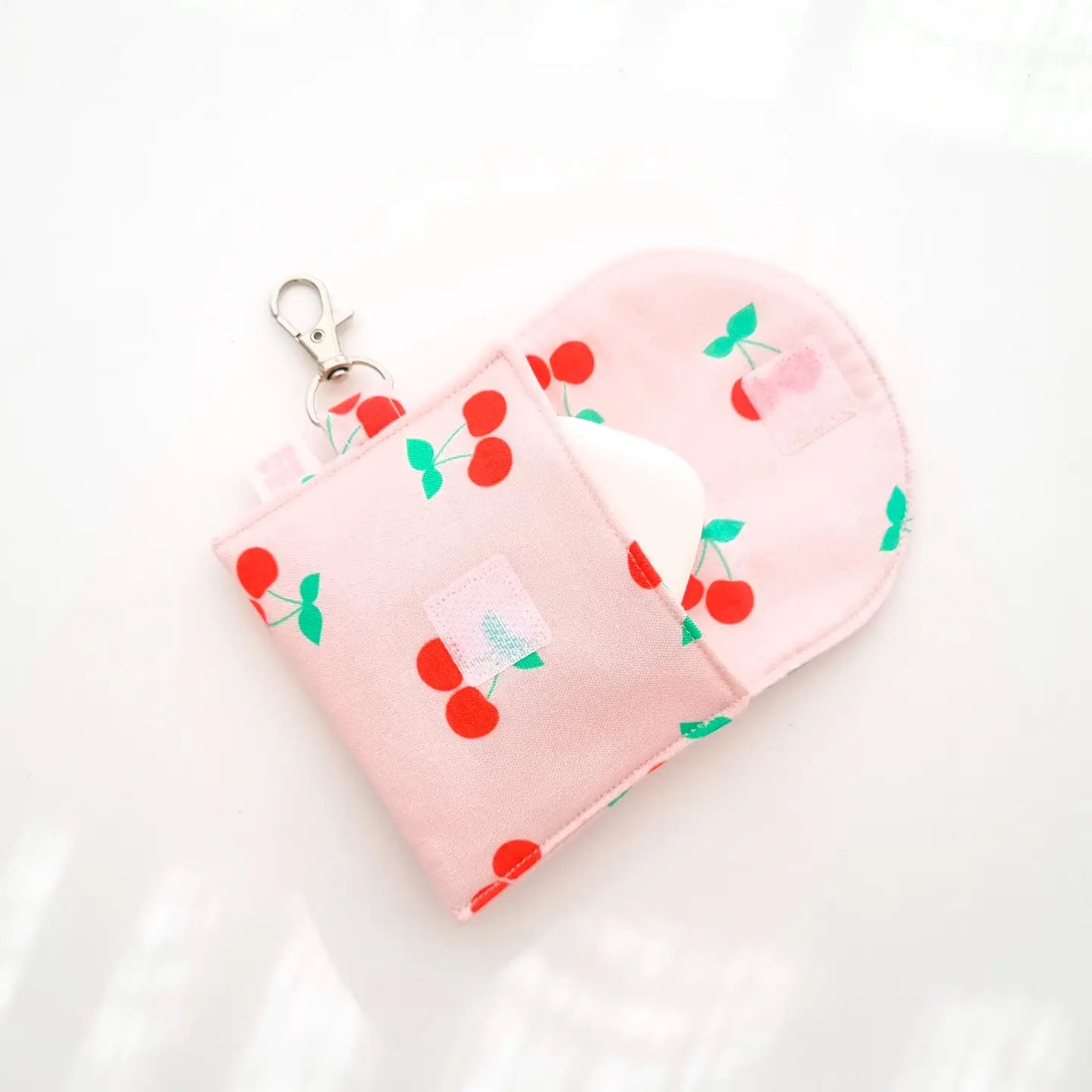 Earbud Pouch | Cherry