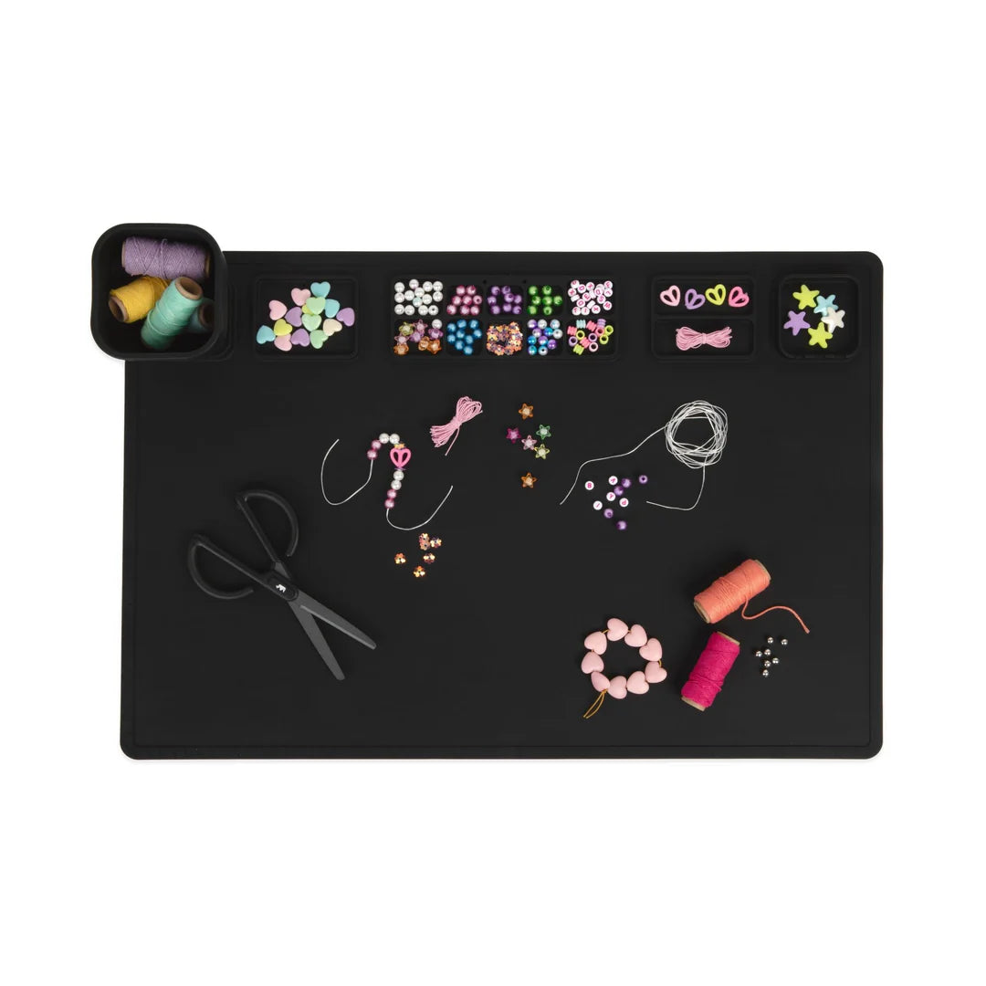 how to use how to use the Re-CRAFT-able Silicone Creativity Mat Set in black with silicone craft mat and cup. A fun and practical solution for mess free creative play. made by little change creators