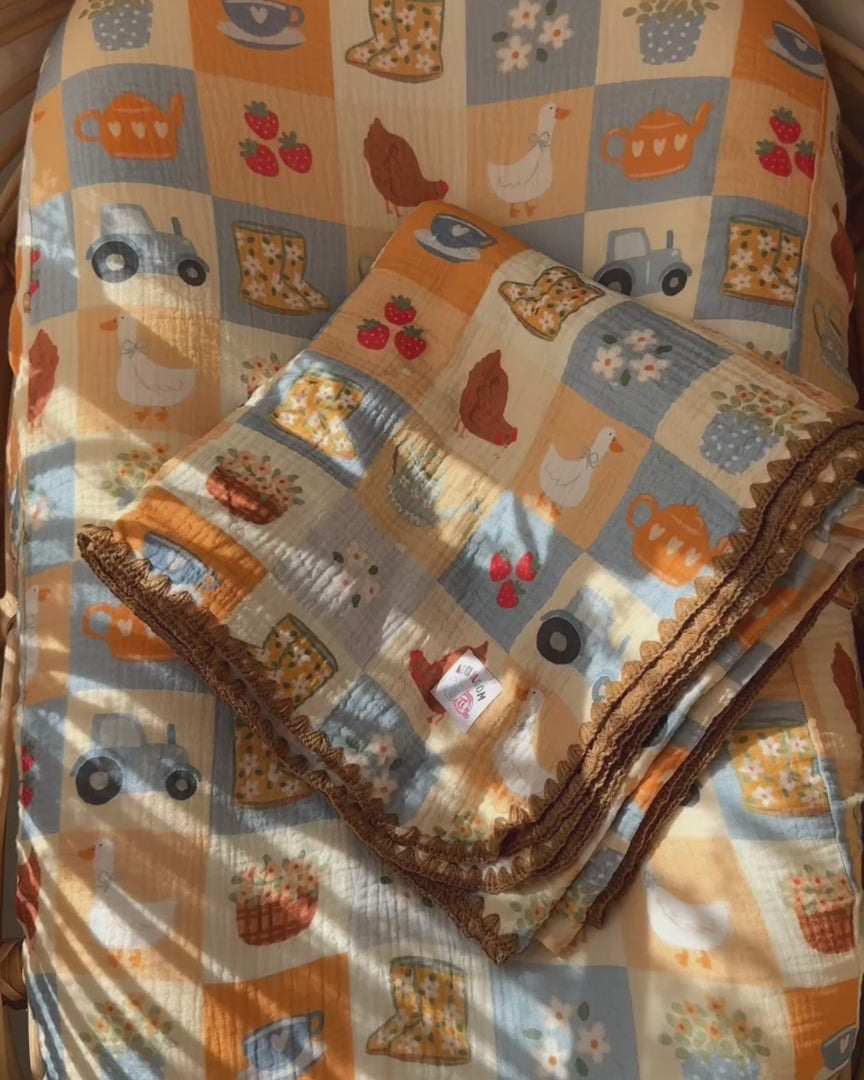 Bloom Barn Organic Muslin Blanket - Aegi Bloom