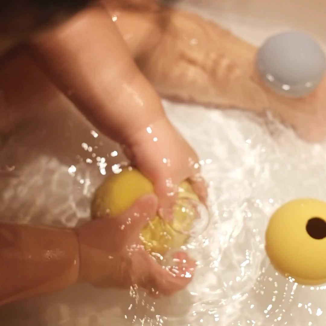 Large Babos Fidget Sensory Balls/Bath Toy Set - Little Lamb Kind