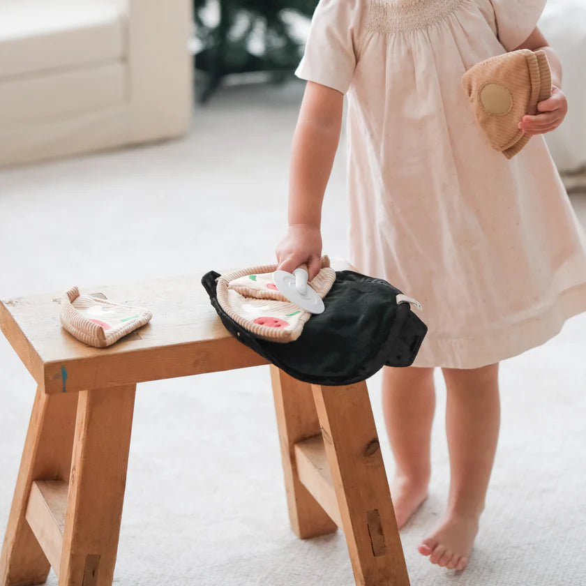 Plush pizza pretend play set for imaginative kitchen and café role play