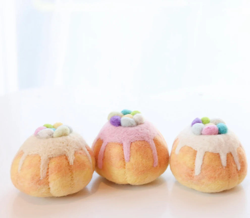 Easter Egg Felt Sponge Cakes - Juni Moon